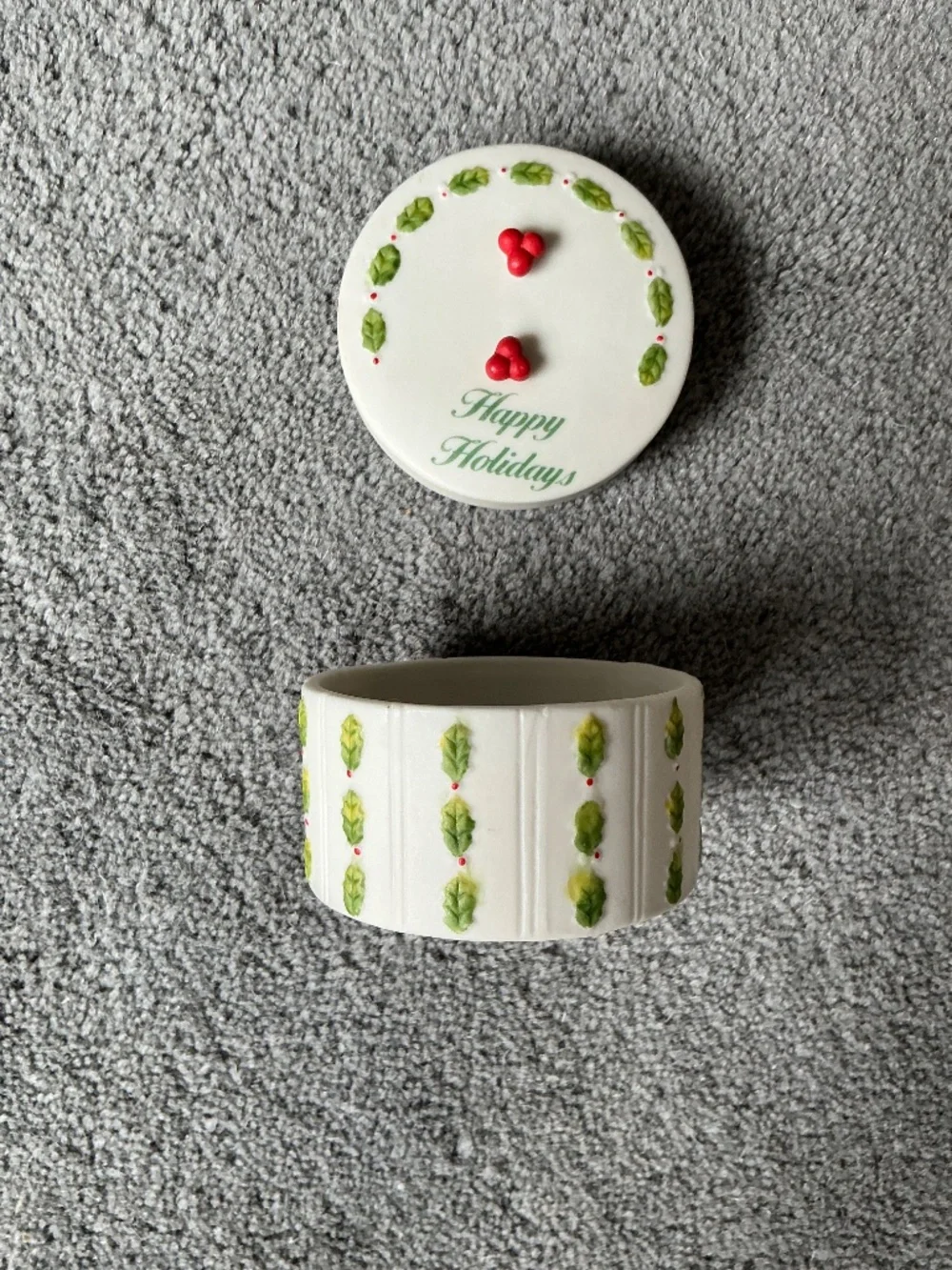 Vintage Enesco “Happy Holidays” porcelain trinket box